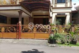 Jual Rumah Luas Elegan Dengan View Eksklusif di Citra Grand, Jakarta Timur Jual Rumah Luas Elegan Dengan View Eksklusif di Citra Grand, Jakarta Timur
