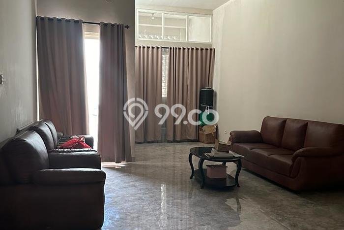 Jual Rumah Bagus Siap Huni LB 240m2 di Waru, Sidoarjo Jual Rumah Bagus Siap Huni LB 240m2 di Waru, Sidoarjo