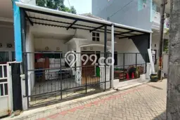 Rumah Strategis Modern Lb 72m2 di Jambangan, Surabaya Rumah Strategis Modern Lb 72m2 di Jambangan, Surabaya