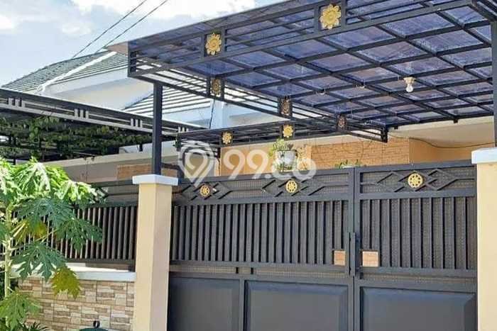 For Sale Rumah 2 Kamar Lokasi Strategis Nyaman dan Strategis di Waru For Sale Rumah 2 Kamar Lokasi Strategis Nyaman dan Strategis di Waru