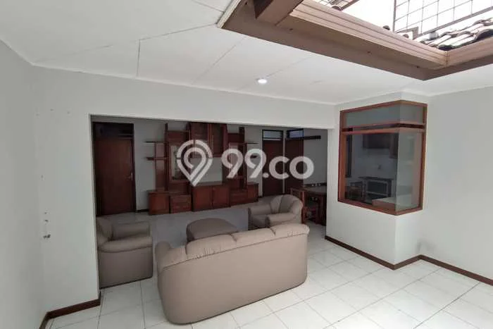 Rumah Cantik Siap Pakai Di Batununggal Luas 120m2 Aman Rumah Cantik Siap Pakai Di Batununggal Luas 120m2 Aman