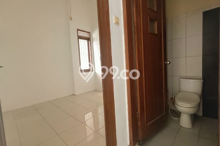 Dijual Hunian Rumah Terawat 2 KT di Buah Batu, Bandung Dijual Hunian Rumah Terawat 2 KT di Buah Batu, Bandung