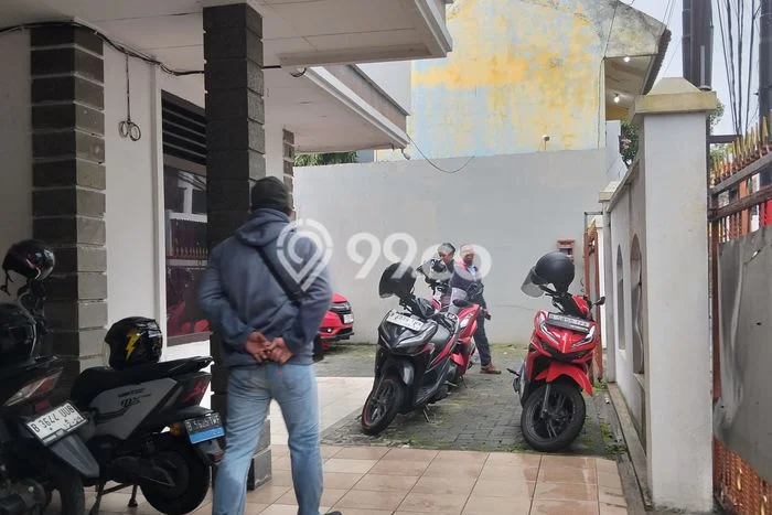 Rumah Kost Dijual di Jatinegara, Jakarta Timur, 0 KT, 0 KM, Bangunan 500m2 Rumah Kost Dijual di Jatinegara, Jakarta Timur, 0 KT, 0 KM, Bangunan 500m2