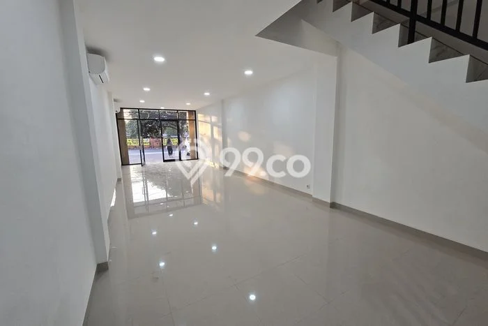 Ruko Dijual di Bekasi LT 56m2 & LB 168m2 Lokasi Terbaik! Ruko Dijual di Bekasi LT 56m2 & LB 168m2 Lokasi Terbaik!