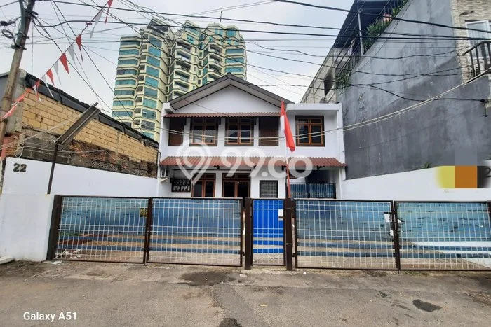 Dijual Kost di Kawasan Pancoran, Jakarta Selatan, Spesifikasi 15 KT, 15 KM, 385m2 Dijual Kost di Kawasan Pancoran, Jakarta Selatan, Spesifikasi 15 KT, 15 KM, 385m2