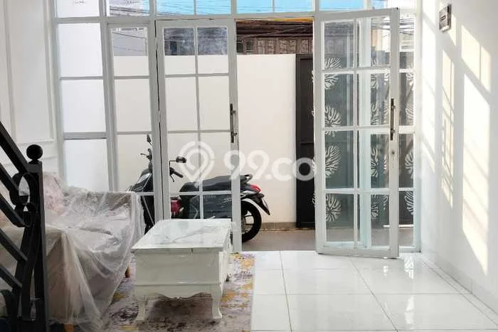 For Sale Hunian Rumah Terawat 3 KT di Lubang Buaya, Jakarta Timur For Sale Hunian Rumah Terawat 3 KT di Lubang Buaya, Jakarta Timur