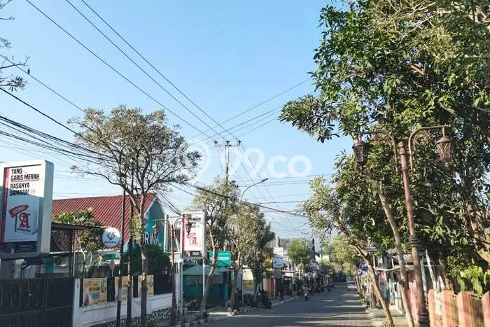 Lokasi terbaik! Rumah siap pakai dikontrakkan di Sidorejo LB 200m2 Lokasi terbaik! Rumah siap pakai dikontrakkan di Sidorejo LB 200m2
