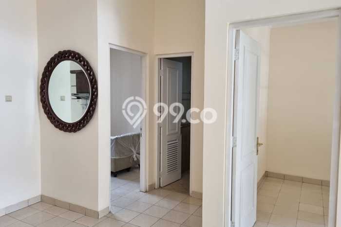 Rumah Modern 2 KT di Kota Wisata Jakarta Timur Semi Furnished Rumah Modern 2 KT di Kota Wisata Jakarta Timur Semi Furnished