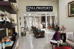 HARGA SPECIAL! Rumah Strategis di Cibubur, LT 128m² LB 90m² HARGA SPECIAL! Rumah Strategis di Cibubur, LT 128m² LB 90m²