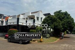 Rumah Elit LB 240m2 Siap Huni Desain Elegan di Cibubur, Jakarta Timur Rumah Elit LB 240m2 Siap Huni Desain Elegan di Cibubur, Jakarta Timur