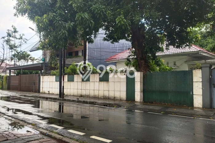 Dijual Hunian Mewah dengan Fasilitas Sekitar Lengkap di Menteng, Jakarta Pusat Dijual Hunian Mewah dengan Fasilitas Sekitar Lengkap di Menteng, Jakarta Pusat