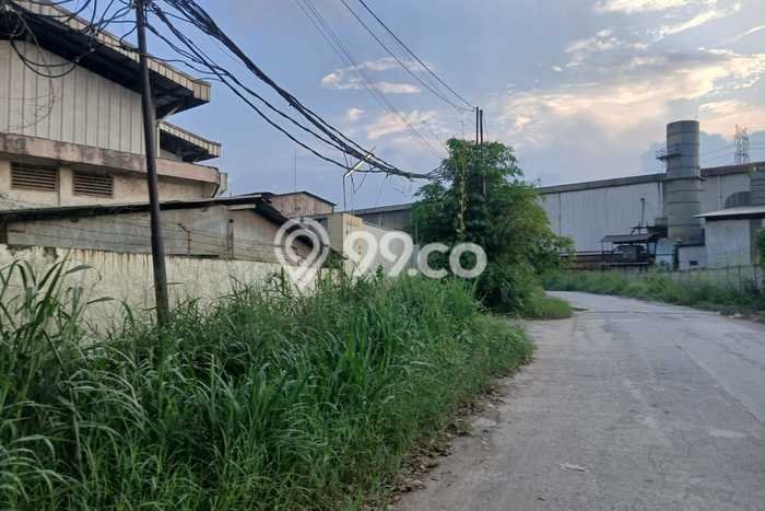 Area Ramai! Pabrik Dijual di Tigaraksa untuk Bisnis Luas Bangunan 7000m2 Area Ramai! Pabrik Dijual di Tigaraksa untuk Bisnis Luas Bangunan 7000m2