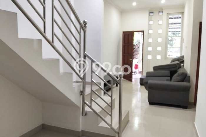 Rumah Modern 2 KT di Cibubur Jakarta Timur Semi Furnished Rumah Modern 2 KT di Cibubur Jakarta Timur Semi Furnished