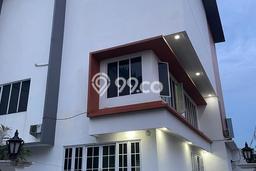Rumah Mewah LB 750m2 Siap Pakai Desain Elegan di Leuwinanggung, Bogor Rumah Mewah LB 750m2 Siap Pakai Desain Elegan di Leuwinanggung, Bogor