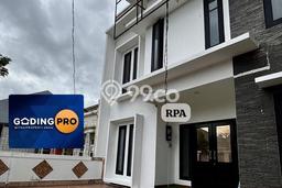 Rumah Modern 5 KT di Cibubur Bogor Unfurnished Rumah Modern 5 KT di Cibubur Bogor Unfurnished