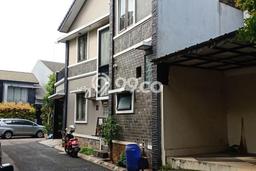 Rumah Elit LB 300m2 Siap Pakai Desain Elegan di Cibubur, Bekasi Rumah Elit LB 300m2 Siap Pakai Desain Elegan di Cibubur, Bekasi