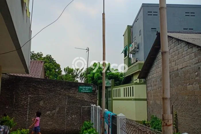 Kost Dijual di Jatimulya dengan 19 KT dan Luas 408m2 Kost Dijual di Jatimulya dengan 19 KT dan Luas 408m2