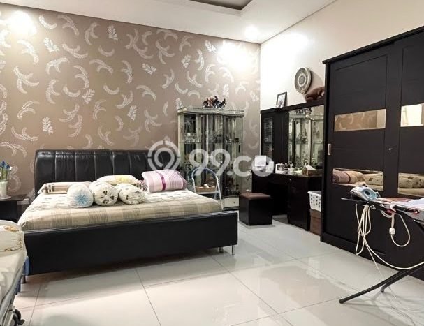 Rumah Elit Modern Tanpa Renovasi di Citraland Surabaya Rumah Elit Modern Tanpa Renovasi di Citraland Surabaya