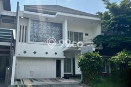 Rumah Elit LB 500m2 Siap Huni Desain Elegan di Citraland, Surabaya Rumah Elit LB 500m2 Siap Huni Desain Elegan di Citraland, Surabaya