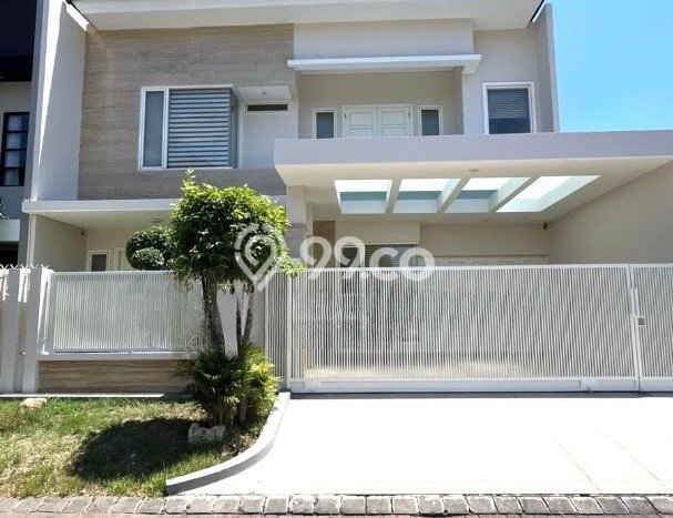 Rumah Elit Modern Tanpa Renovasi di Citraland Surabaya Rumah Elit Modern Tanpa Renovasi di Citraland Surabaya