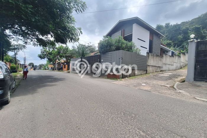 Dijual Tanah di Tanjung Karang Timur Bandar Lampung Luas 1088m2 SHM Dijual Tanah di Tanjung Karang Timur Bandar Lampung Luas 1088m2 SHM