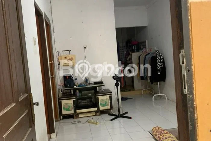 JUAL CEPAT! Rumah Siap Huni Area Strategis Batu Aji, Luas 72m2m² Bangunan 36m2m² JUAL CEPAT! Rumah Siap Huni Area Strategis Batu Aji, Luas 72m2m² Bangunan 36m2m²