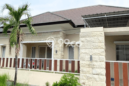 Jual Rumah Mewah Megah Dengan View Eksklusif di Darmo Permai, Surabaya Jual Rumah Mewah Megah Dengan View Eksklusif di Darmo Permai, Surabaya