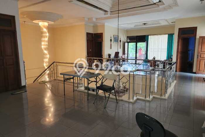 For Sale Rumah Elit Exclusive di Sukolilo, Surabaya For Sale Rumah Elit Exclusive di Sukolilo, Surabaya