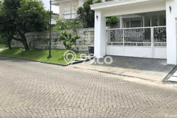 Dijual Rumah Mewah Megah Dengan View Eksklusif di Graha, Surabaya Dijual Rumah Mewah Megah Dengan View Eksklusif di Graha, Surabaya