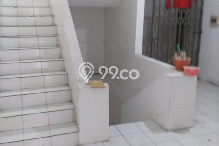 Ruko Dijual di Surabaya LT 136m2 & LB 360m2 Lokasi Terbaik! Ruko Dijual di Surabaya LT 136m2 & LB 360m2 Lokasi Terbaik!