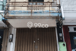Unit Ruko Dijual di Surabaya LT 63m2 & LB 242m2 Unit Ruko Dijual di Surabaya LT 63m2 & LB 242m2