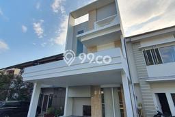 Siap Huni Hunian Elit 6 Kamar di BSD Dekat ke Mana Pun Siap Huni Hunian Elit 6 Kamar di BSD Dekat ke Mana Pun