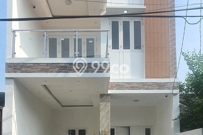 Rumah Strategis Minimalis Lb 142m2 di BSD, Tangerang Selatan Rumah Strategis Minimalis Lb 142m2 di BSD, Tangerang Selatan