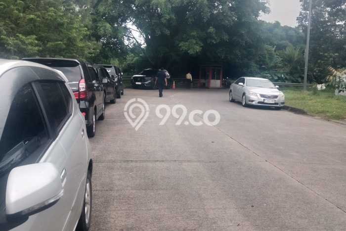 Gudang Disewa di Tangerang dengan LB 300m2 Area Komersial Ramai Gudang Disewa di Tangerang dengan LB 300m2 Area Komersial Ramai