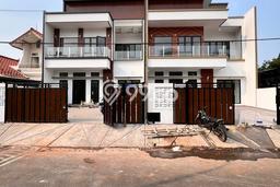 Rumah Luxury Modern Siap Huni di BSD Tangerang Rumah Luxury Modern Siap Huni di BSD Tangerang