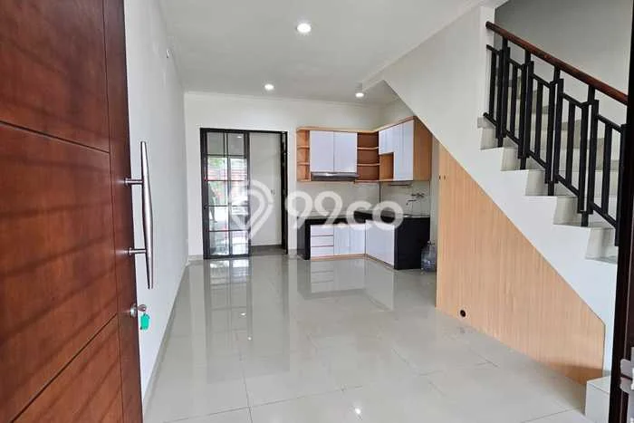 Rumah Strategis Minimalis Lb 56m2 di Cipondoh, Tangerang Rumah Strategis Minimalis Lb 56m2 di Cipondoh, Tangerang