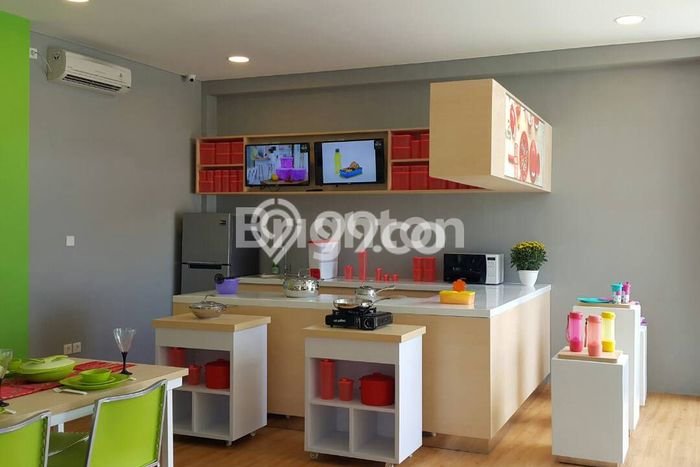KEUNTUNGAN BERLIPAT! Komersial Kawasan Denpasar Barat, Luas 1800m2m², Area Bisnis KEUNTUNGAN BERLIPAT! Komersial Kawasan Denpasar Barat, Luas 1800m2m², Area Bisnis