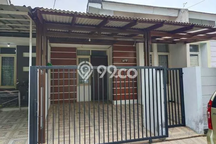Jual Rumah Strategis Bagus Punya 2 KT di Serpong Tangerang Selatan SHM Jual Rumah Strategis Bagus Punya 2 KT di Serpong Tangerang Selatan SHM