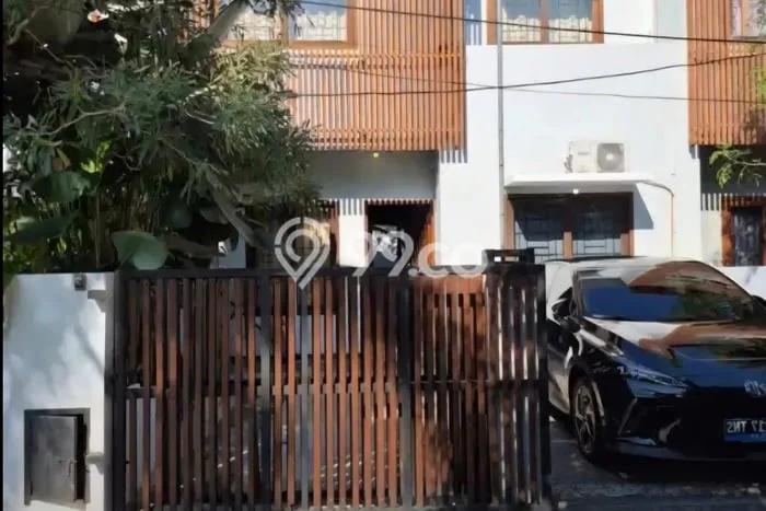 Disewakan Segera Rumah Kondisi Bagus di Area Cinere, Depok Disewakan Segera Rumah Kondisi Bagus di Area Cinere, Depok