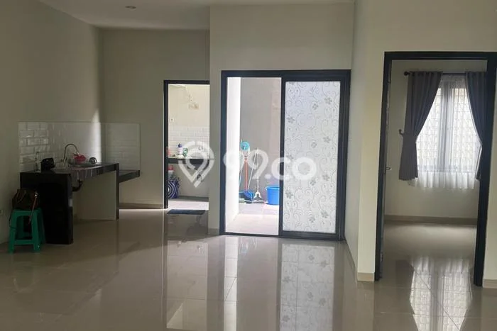 Rumah Strategis Modern Lb 140m2 di Pamulang, Tangerang Selatan Rumah Strategis Modern Lb 140m2 di Pamulang, Tangerang Selatan