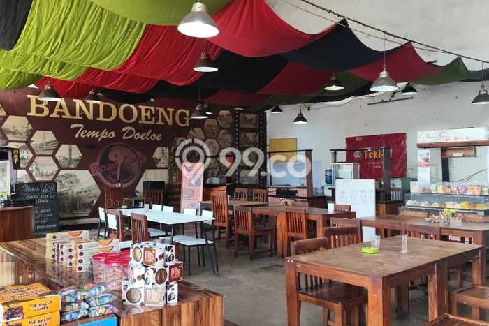 Komersial Bagus Dijual LB 120m2 Lokasi Strategis Bandung Area Cocok untuk Bisnis Komersial Bagus Dijual LB 120m2 Lokasi Strategis Bandung Area Cocok untuk Bisnis