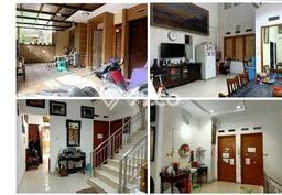Rumah lokasi Taman Kopo Indah, Bandung, LT 153m2m² Bangunan 250m2m² Rumah lokasi Taman Kopo Indah, Bandung, LT 153m2m² Bangunan 250m2m²
