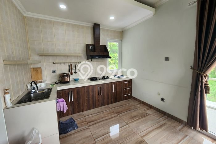 Dijual Rumah Mewah Exclusive di Tembalang, Semarang Dijual Rumah Mewah Exclusive di Tembalang, Semarang
