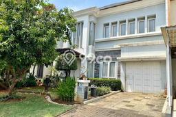 Rumah Mewah LB 240m2 Siap Pakai Desain Elegan di Ciangsana, Bogor Rumah Mewah LB 240m2 Siap Pakai Desain Elegan di Ciangsana, Bogor