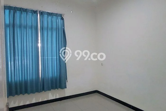 Jual Rumah Bagus Siap Huni LB 120m2 di Semarang Timur, Semarang Jual Rumah Bagus Siap Huni LB 120m2 di Semarang Timur, Semarang