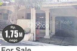 For Sale Rumah 5 Kamar Lokasi Strategis Nyaman dan Strategis di Semarang Barat For Sale Rumah 5 Kamar Lokasi Strategis Nyaman dan Strategis di Semarang Barat