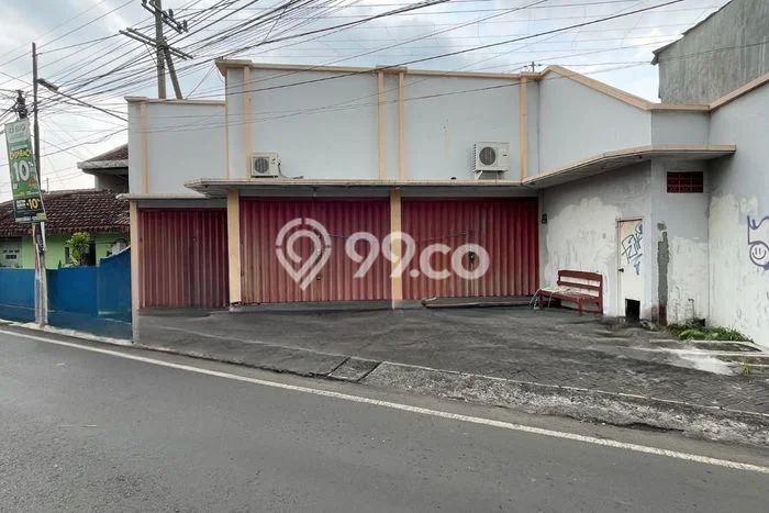 Ruko Bagus Dijual LB 181m2 Lokasi Strategis Malang Area Cocok untuk Berbisnis Ruko Bagus Dijual LB 181m2 Lokasi Strategis Malang Area Cocok untuk Berbisnis