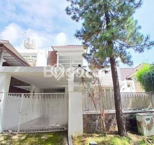 Rumah sewa siap huni 3 Kamar Tidur di Villa Puncak Tidar, Malang Rumah sewa siap huni 3 Kamar Tidur di Villa Puncak Tidar, Malang