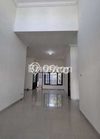 Hunian Nyaman Asri 5 KT Siap Pakai di Villa Puncak Tidar Malang Hunian Nyaman Asri 5 KT Siap Pakai di Villa Puncak Tidar Malang