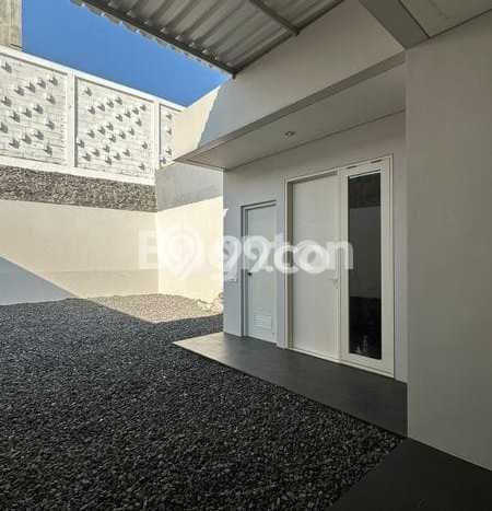 Ready to Use! Luxury House LT 194m2 Desain Modern di Villa Puncak Tidar Ready to Use! Luxury House LT 194m2 Desain Modern di Villa Puncak Tidar